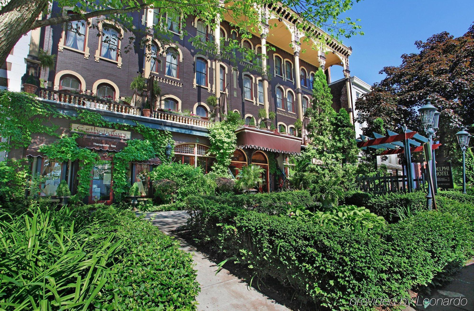 Hotel The Saratoga Hilton Saratoga Springs Exterior foto